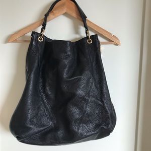 Pour La Victoire Leather Hobo / Crossbody